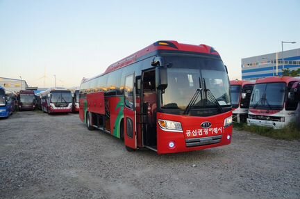 Tуристический автобус Kia Granbird 2011г. с птс