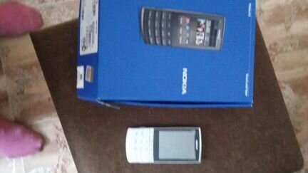 Телефон Nokia X3