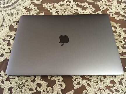 MacBook Pro 13 Retina Touch Bar (3,1 GHz,8GB,512GB