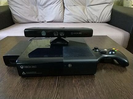 Xbox 360 + Kinect + 4 игры