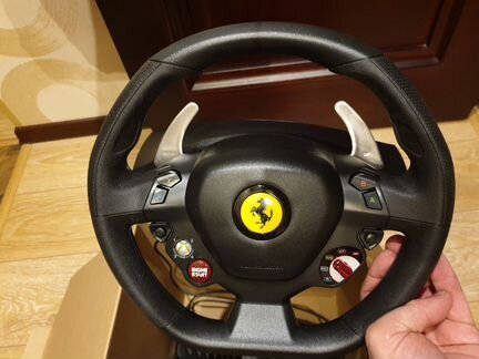 Руль и педали Ferrari 458 Italia