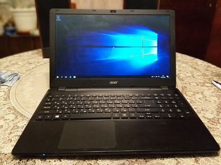 Ноутбук Acer + беспроводная клавиатура и мышь