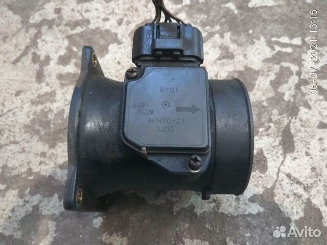 Расходомер на Мазда мпв 2003 год