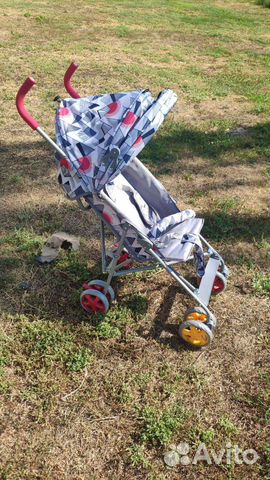 Прогулочная коляска