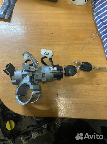 Замок зажигания с ключами Hyundai Solaris