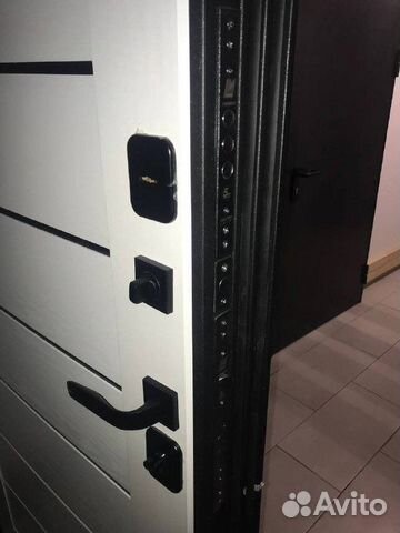 Дверь входная от склада