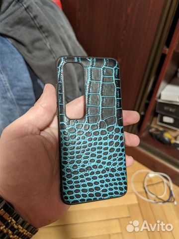 Защитный чехол на iPhone 14 plus и не только