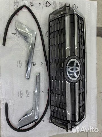 Решётка радиатра Тойота land cruiser 200