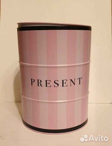 Коробка подарочная металлическая