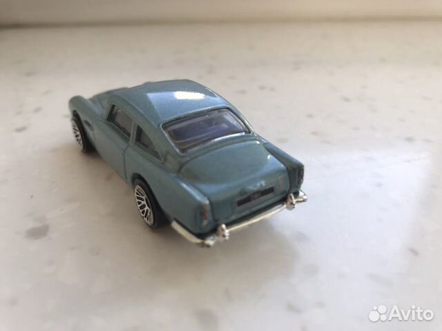 Hot wheels aston martin DB5