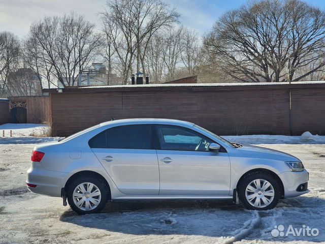 Volkswagen Jetta 1.6 AT, 2013, 85 600 км