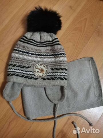 Шапка с натуральным пумпоном и шарф новые