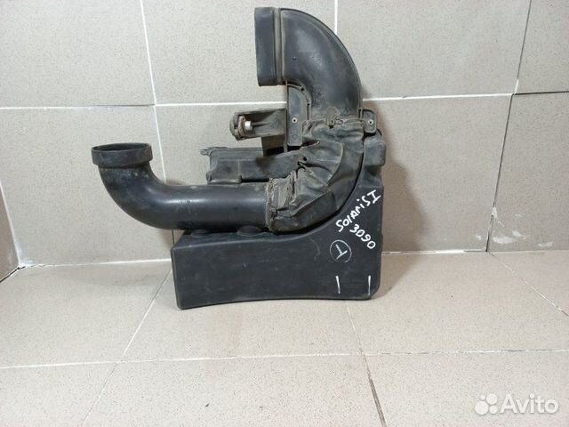 Резонатор солярис 1. 281904y000. Резонатор воздушного фильтра hyundai solaris 1 2011-2017. 281904l100. 28220-m0100 резонатор воздушного фильтра.