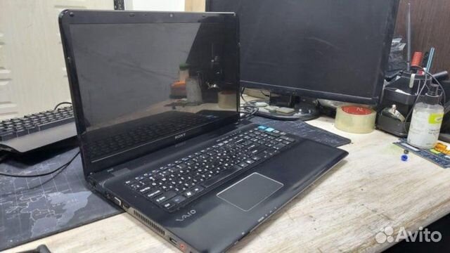 Ноутбук Sony 17.3 i5 8gb SSD video 2gb