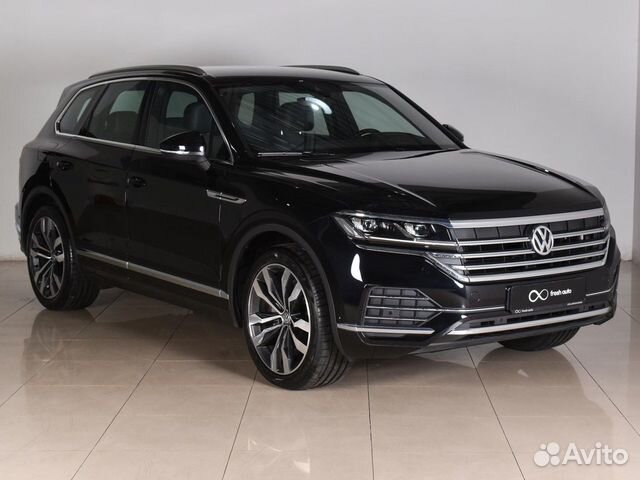 VW Touareg 2021 r line Black Style