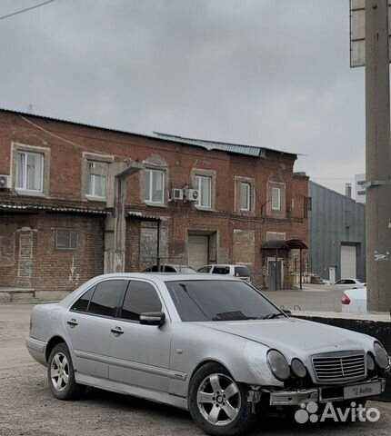 Mercedes-Benz E-класс 2.3 AT, 1998, 300 000 км