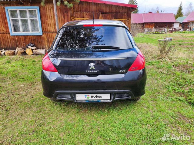 Peugeot 308 1.6 МТ, 2011, 178 000 км