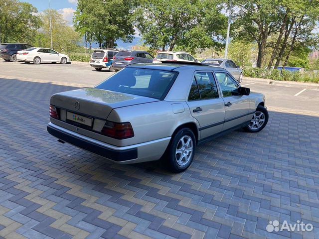 Mercedes-Benz W124 3.0 AT, 1989, 267 400 км