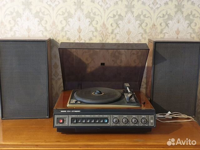 Вега 104 с винилом