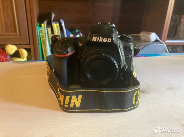 Зеркальный фотоаппарат Nikon D750