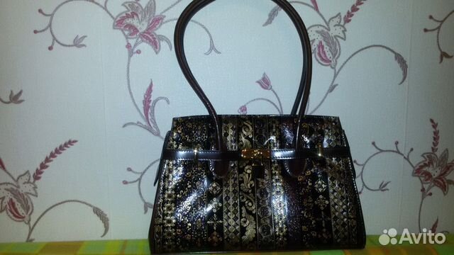 Стильная модная кожаная сумочка