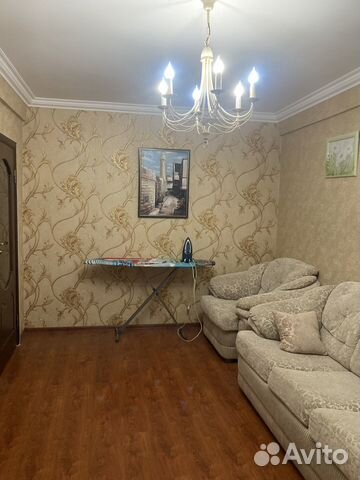 

2-к. квартира, 42 м², 4/10 эт.
