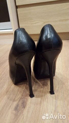 Туфли Yves Saint Laurent Туфли Yves Saint Laurent