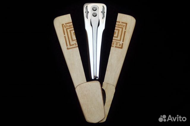 Варган Д. Глазырина /Буревестник жесткий в футляре