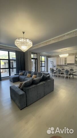 

4-к. коттедж, 180 м²