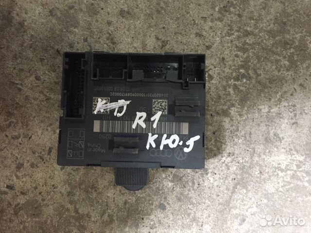 Блок управления двери Ауди Audi Q5 (8K0959792F) Блок управления двери Ауди Audi Q5 (8K0959792F)
