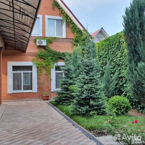 

4-к. коттедж, 650 м²