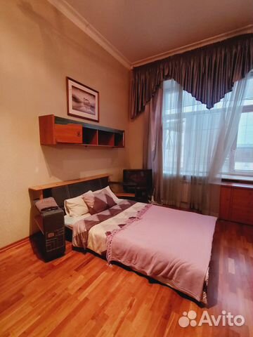 

2-к. квартира, 130 м², 4/6 эт.