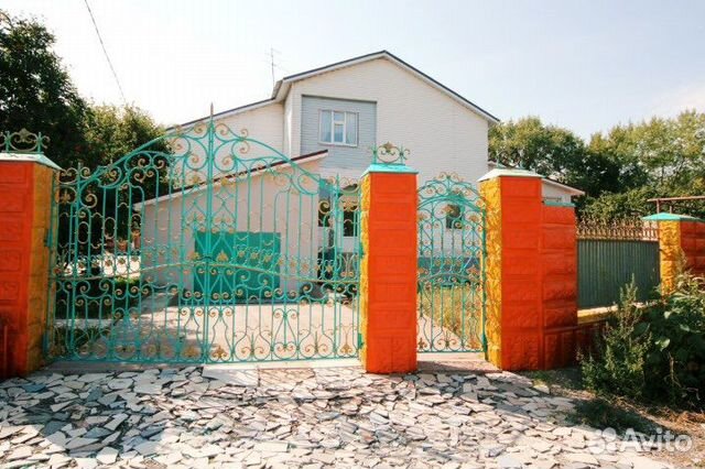 

10-к. и более коттедж, 450 м²