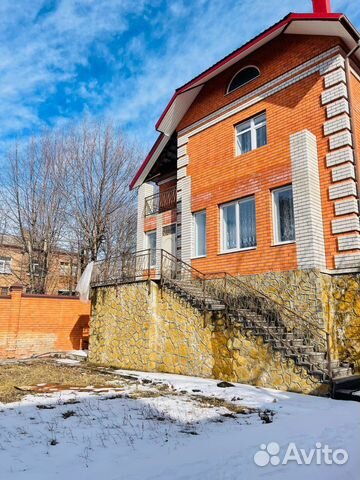 

4-к. дом, 250 м²