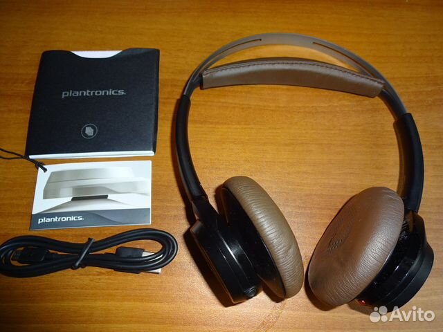 Plantronics BackBeat Sense Plantronics BackBeat Sense