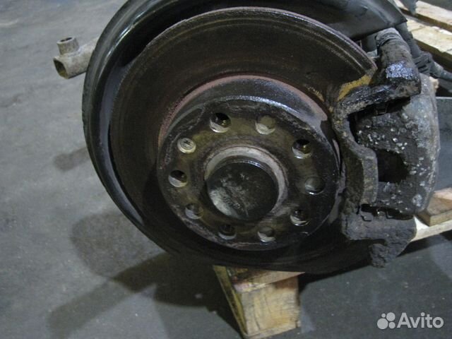 Суппорт задний тормозной VW Touran Суппорт задний тормозной VW Touran