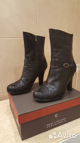 Зимние полусапожки фирмы carnaby