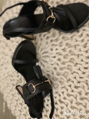 Босоножки (оригинал) настоящие Gucci Босоножки (оригинал) настоящие Gucci