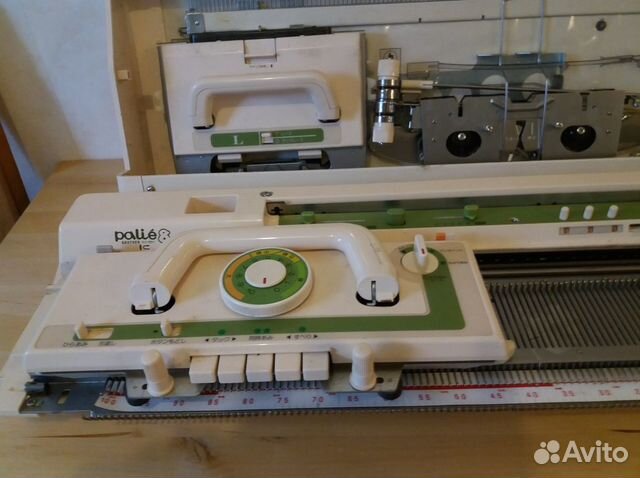 Вязальная машина Brother Бразер кн-881 Вязальная машина Brother Бразер кн-881