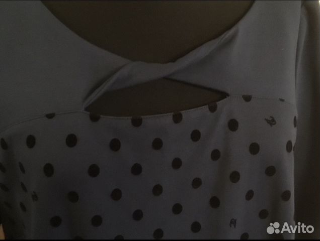 Платье от ведущего бренда Италии Платье от ведущего бренда Италии