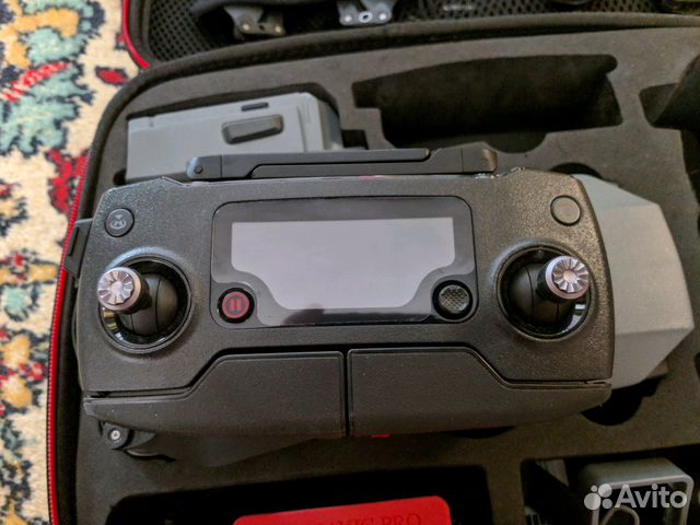 Квадрокоптер DJI Mavic Pro