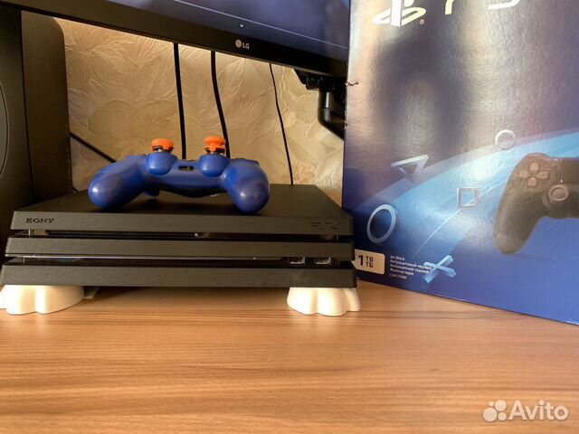 PS4 Pro 1Tb CUH-7108B