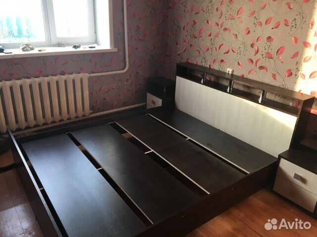 Кровать