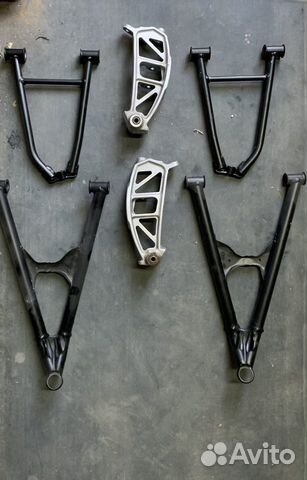 Продаю комплект рычагов и кулаки polaris assault s