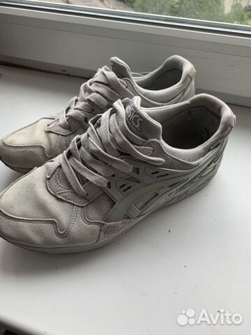 Кроссовки asics
