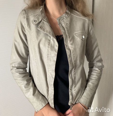 Куртка бежевая Куртка бежевая