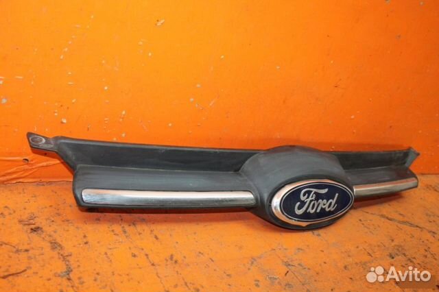 Решетка радиатора Ford Focus 3 2011-2015 Решетка радиатора Ford Focus 3 2011-2015