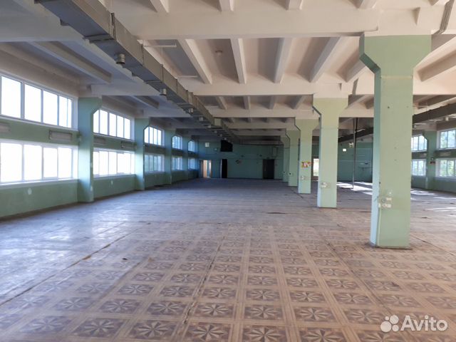 Помещение свободного назначения, 977 м²