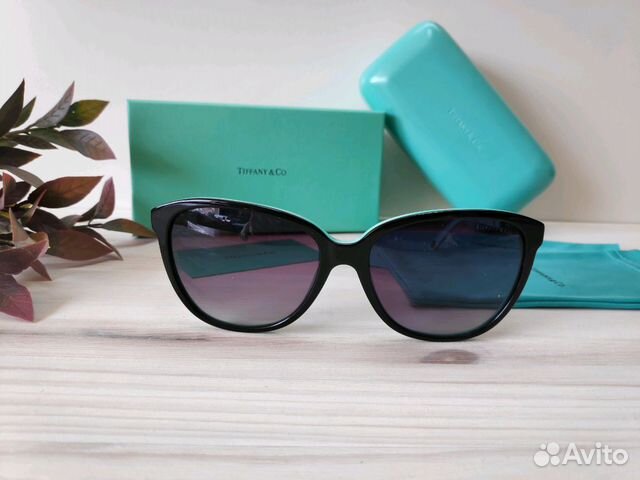 Солнцезащитные очки Tiffani&Co TF4121B (10005)