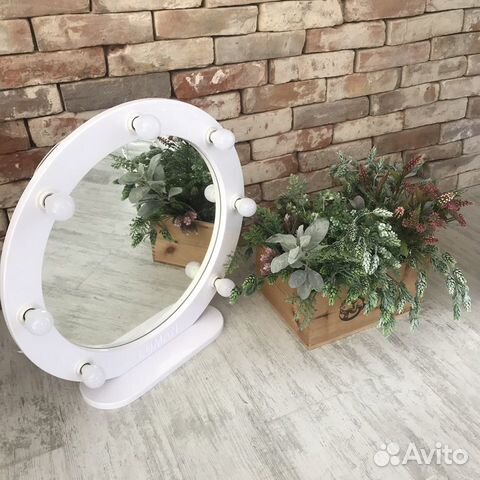Зеркало для макияжа Зеркало для макияжа